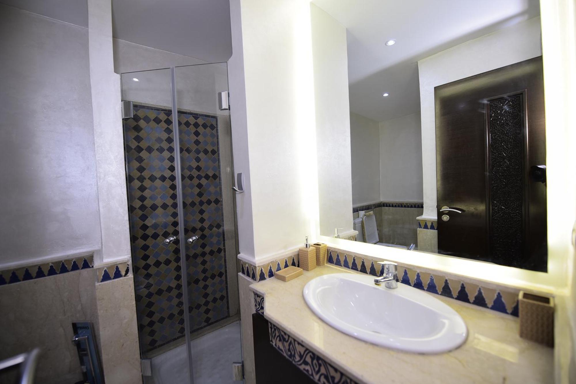 Babylone Retreat Elegant Comfort Appartement *